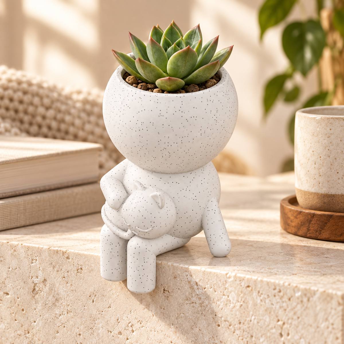 Cuddle Moss cat lover planter hero lifestyle image