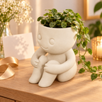 Knee Hug Planter Pal gift presentation
