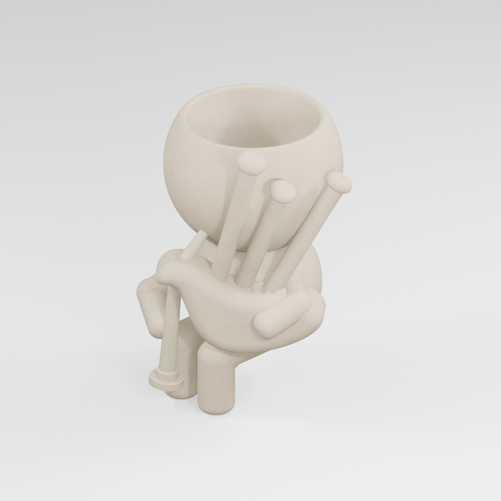 Drone Piper Planter in Ivory White